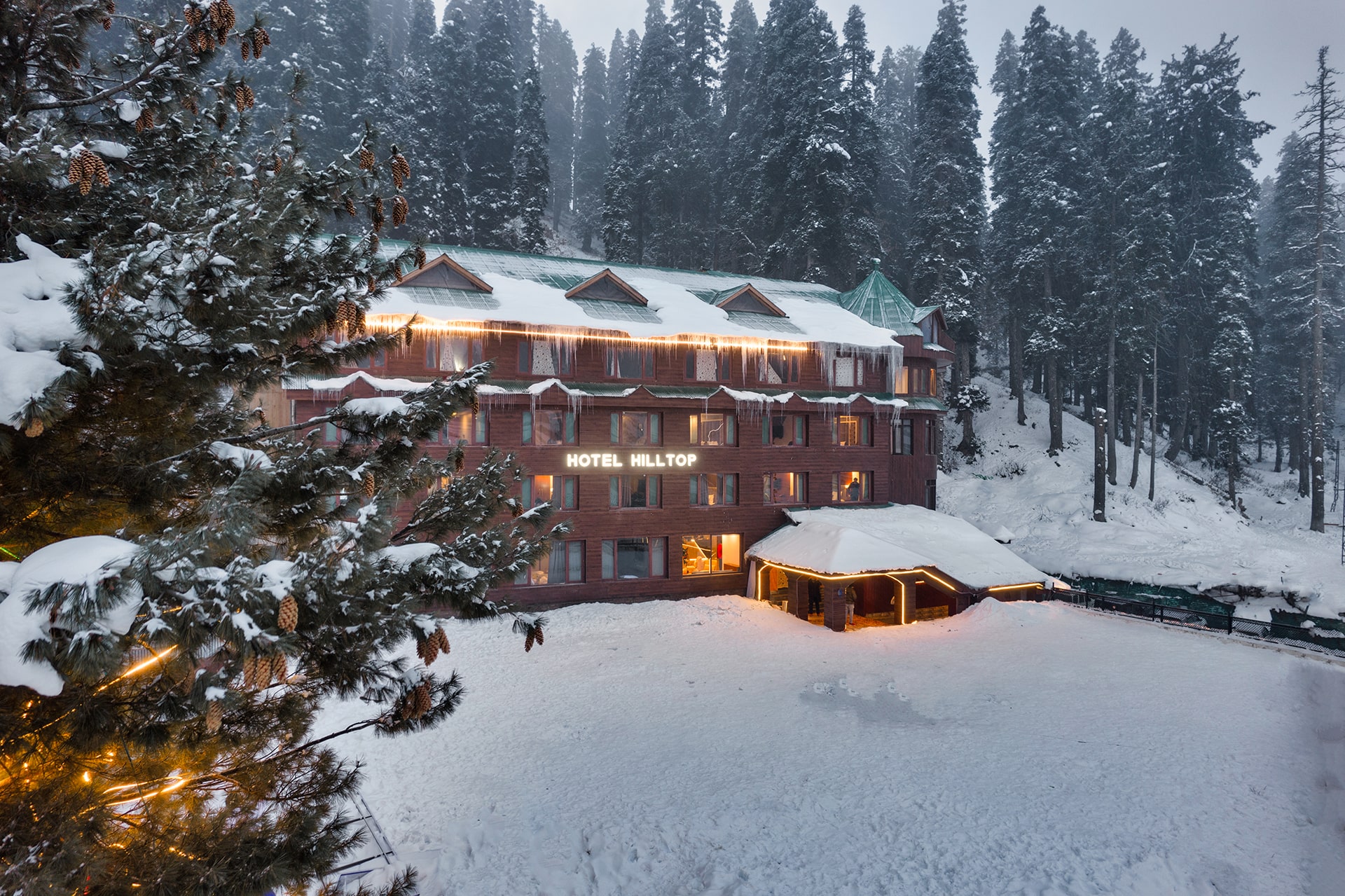 Hill Top Hotel